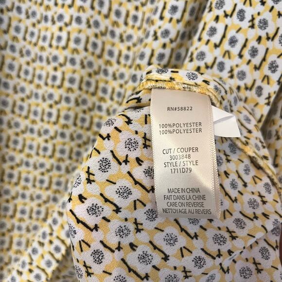 Max Studio Yellow And White Floral Blouse Size Large - Picture 6 of 7